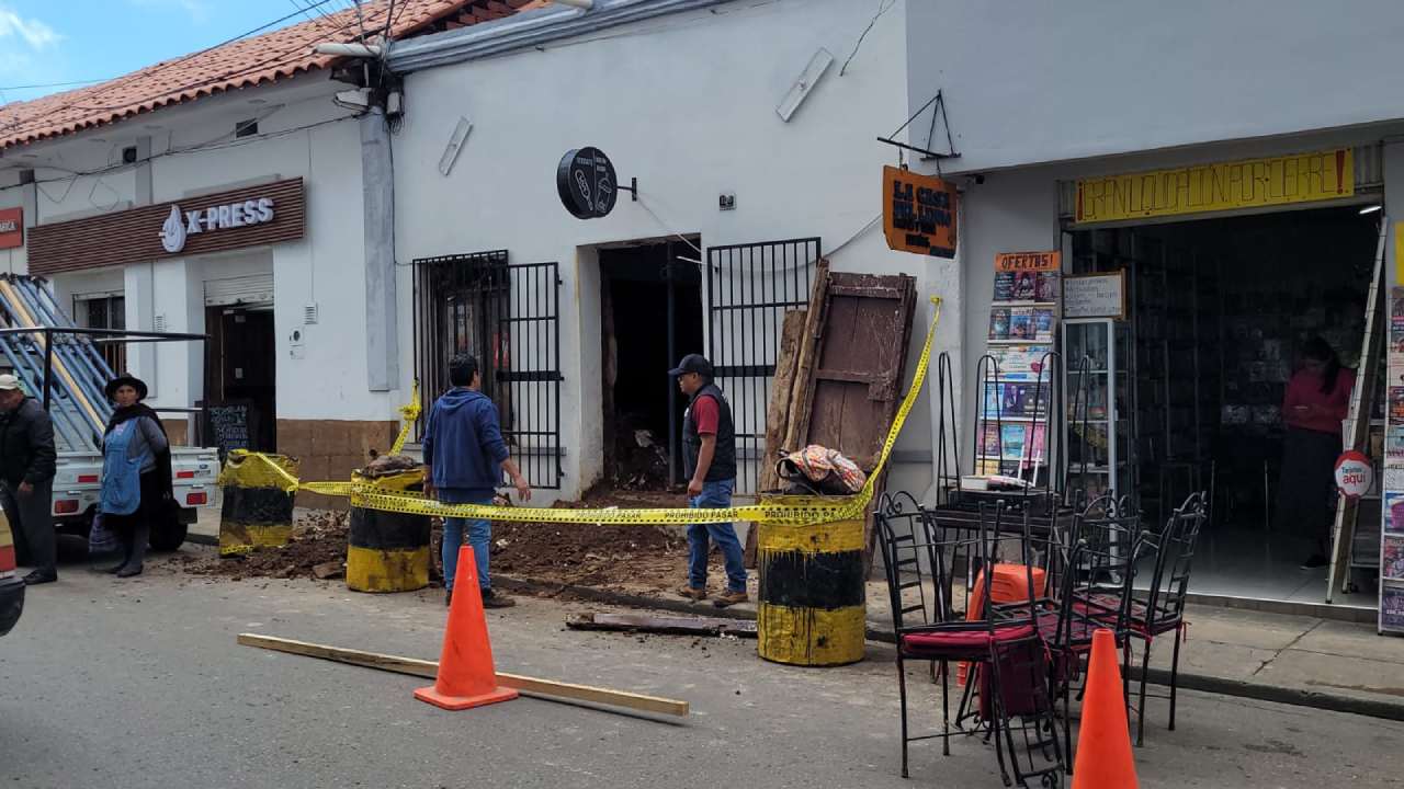 Gobierno Municipal de Sucre responde a 22 emergencias por lluvias torrenciales