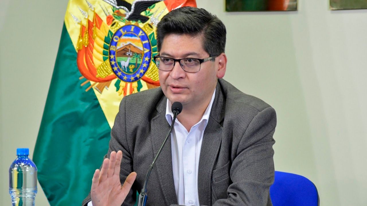 Gobierno nacional propone incrementar el 1,5% al haber básico y 3% al salario mínimo