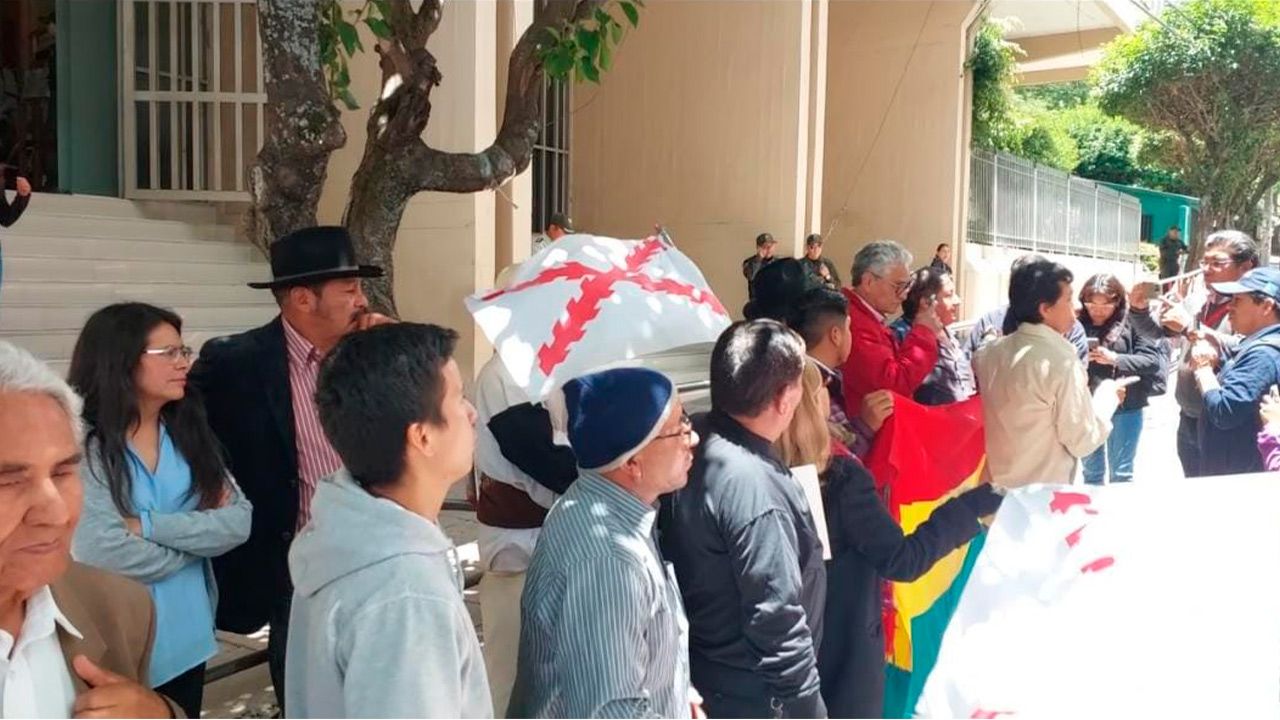 CONADE exige cierre de instituciones judiciales y anuncia marcha en Sucre por prórroga de mandato de Magistrados