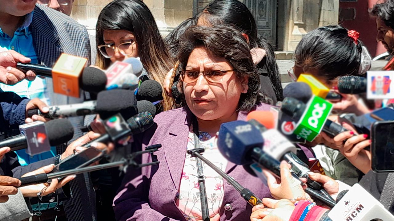 Vocal Dina Chuquimia afirma que sentencias constitucionales son de estricto cumplimiento