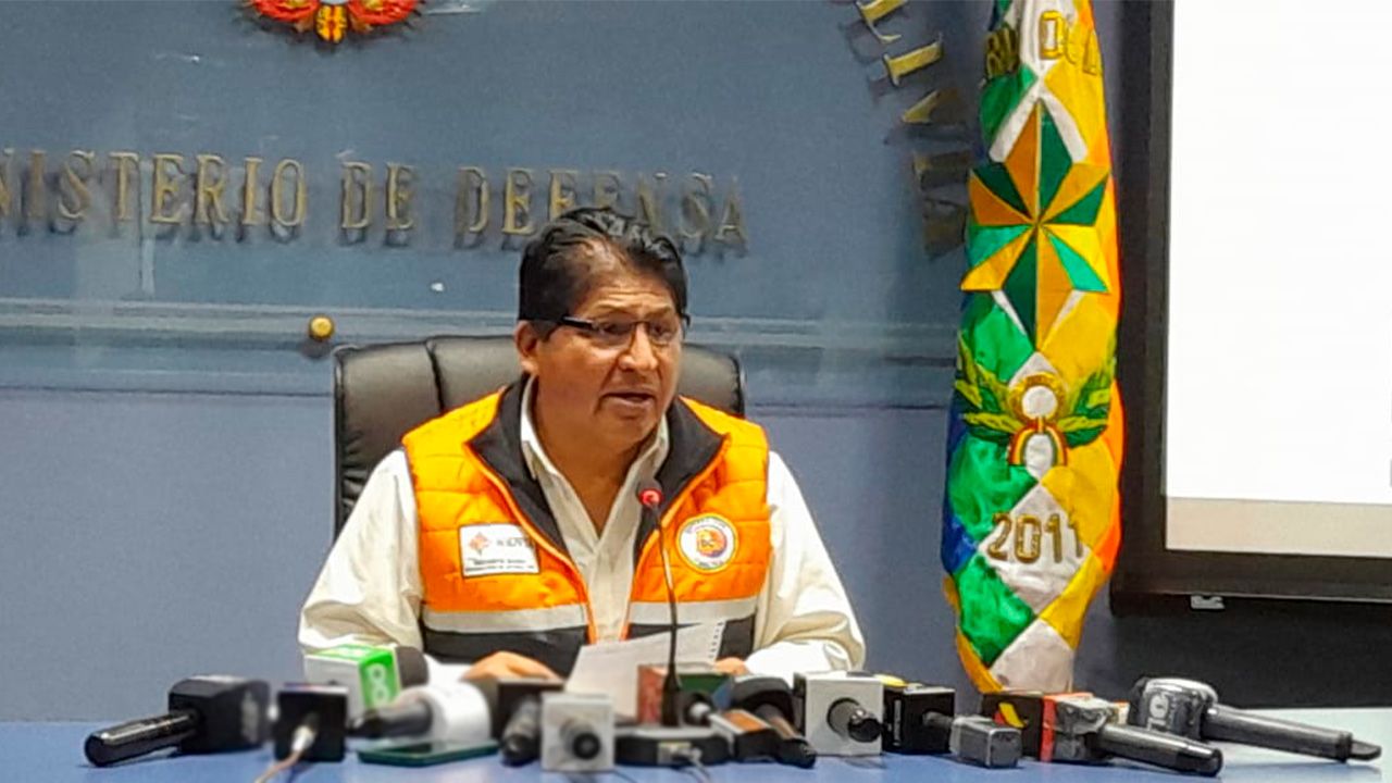 Despliegue de recursos militares y helicóptero en Tipuani tras inundación