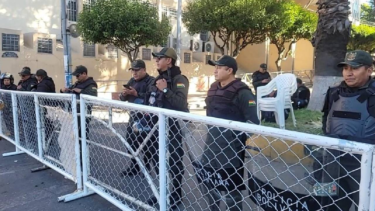 Reducción del Cerco Policial en el Tribunal Constitucional: Cambios en la Dinámica de las Protesta