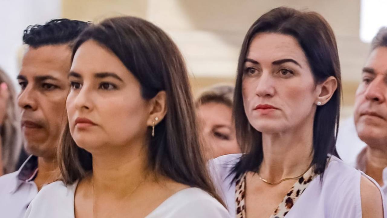 Fiscalía cita a asambleístas Paola Aguirre y Keila García por uso indebido de influencias
