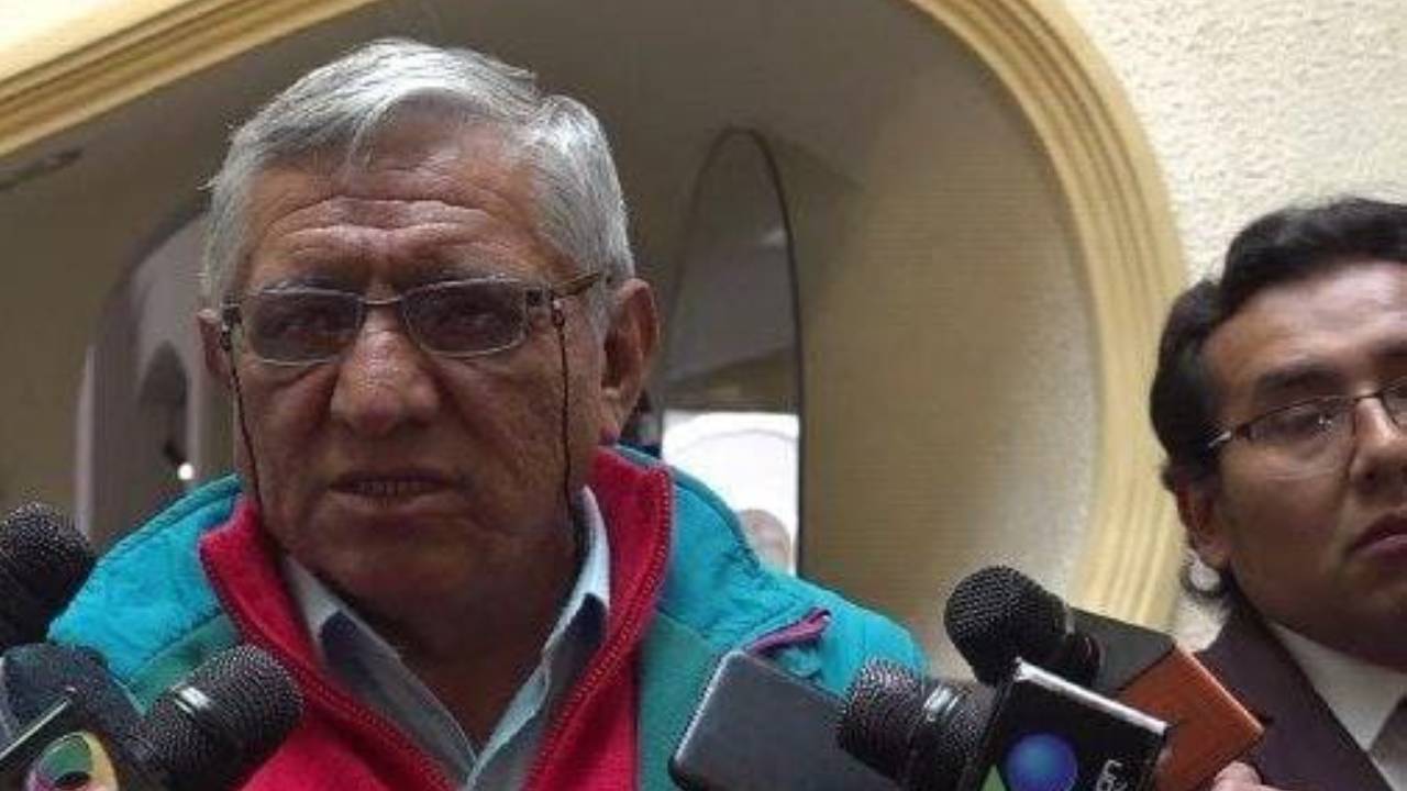  Alcalde de La Paz expresa solidaridad con César Apaza tras su liberación