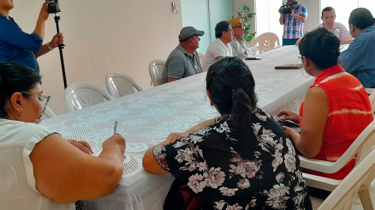 Dirigente de Transporte Pesado anuncia medidas en reunión de emergencia por bloqueos