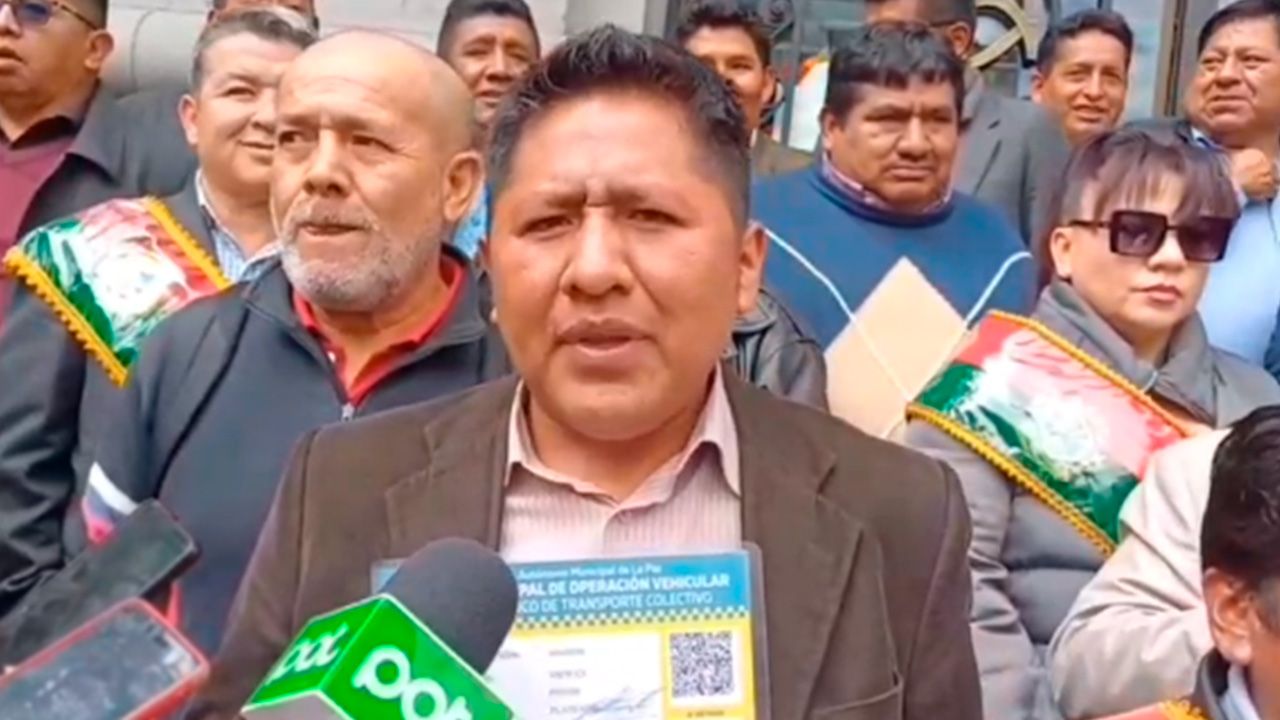 Transporte La Paz rechaza movilizaciones del Transporte El Alto