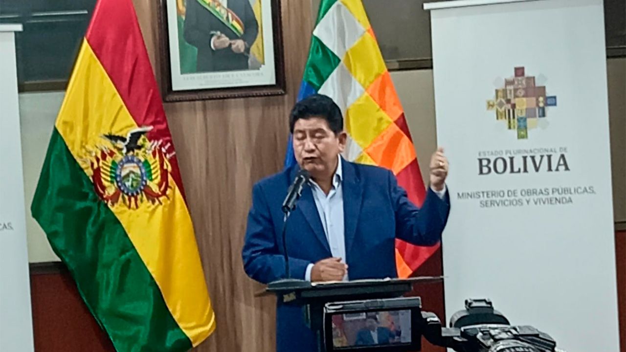 Ministro de Obras Públicas denuncia que bloqueos impiden entrega de ayuda humanitaria a transportistas y ciudadanos