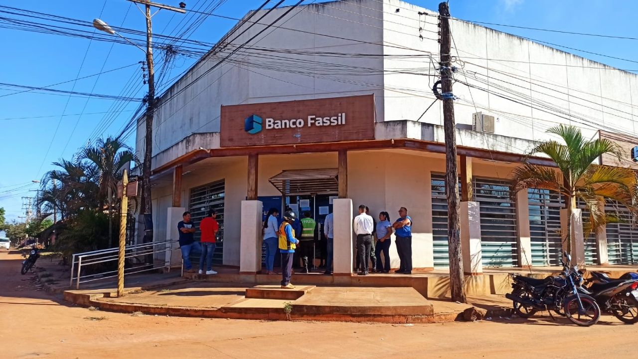Asfi interviene la sucursal del Banco Fassil en San Ignacio de Velasco