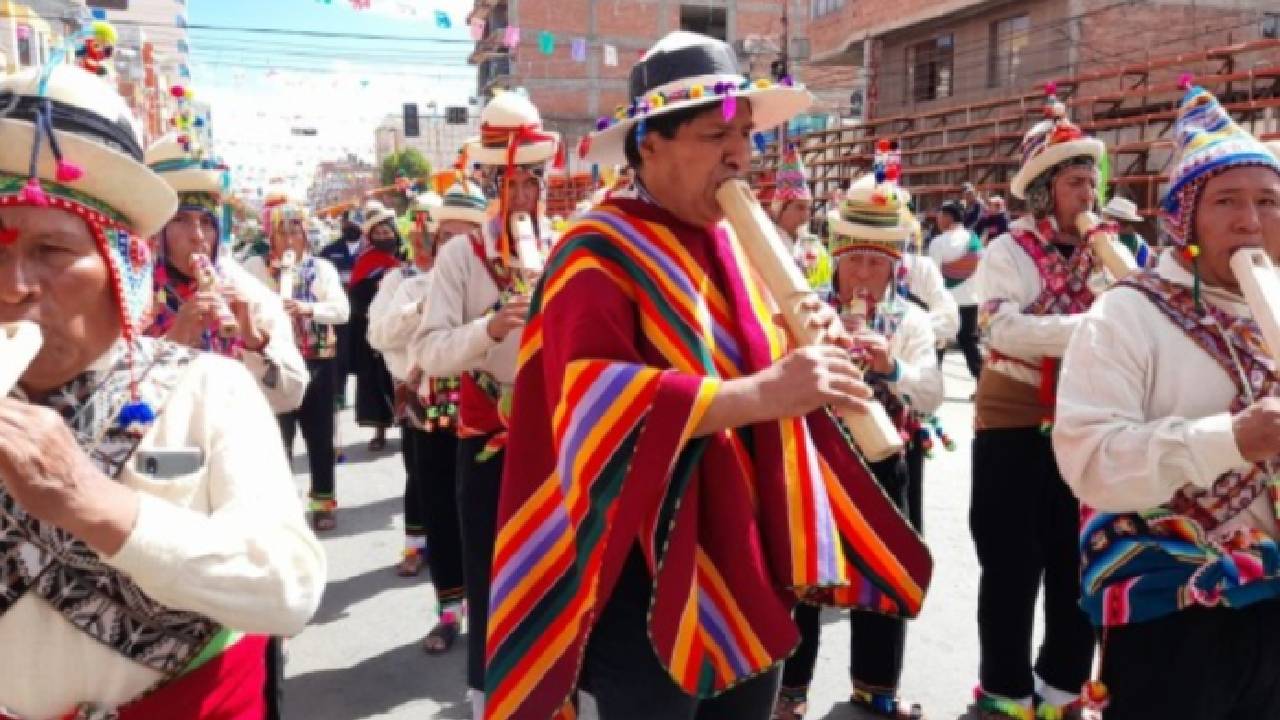  Oruro declara a Evo Morales persona no grata y amenaza con vetarlo en el Carnaval por promover bloqueos