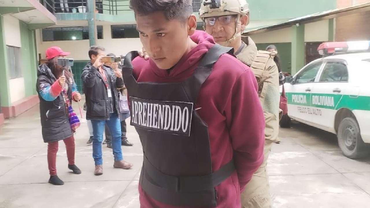 Detenido por pornografía infantil después de captar imágenes en baño de entidad financiera