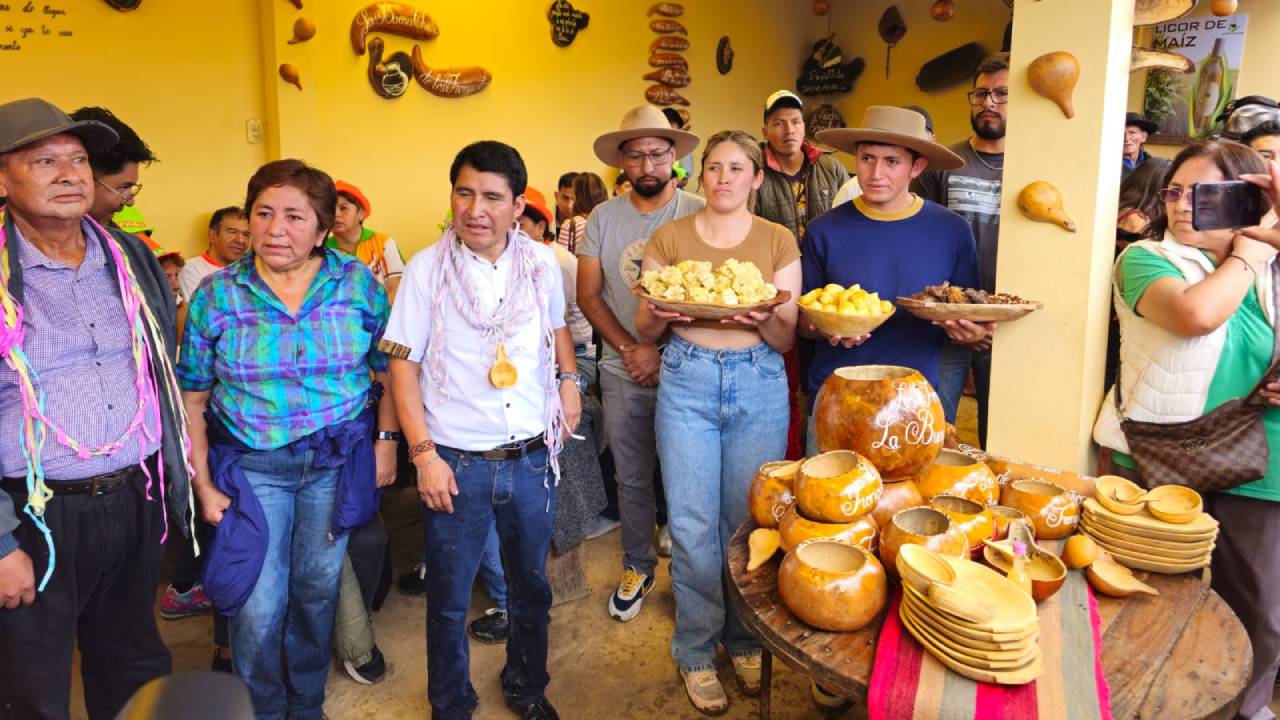 Inauguración oficial del Carnaval de Padilla 2024 con la "Ruta de la Chicha Padillense"