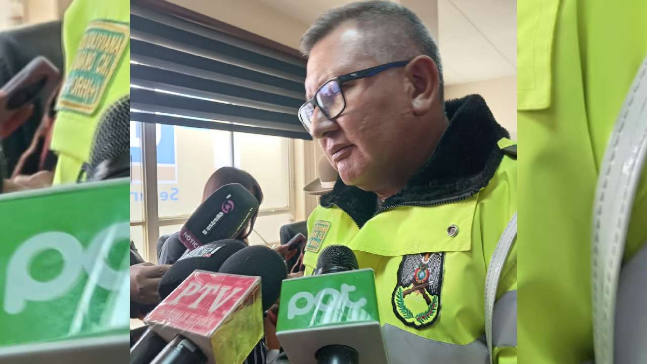 Cortes de vías por bloqueo de cisternas