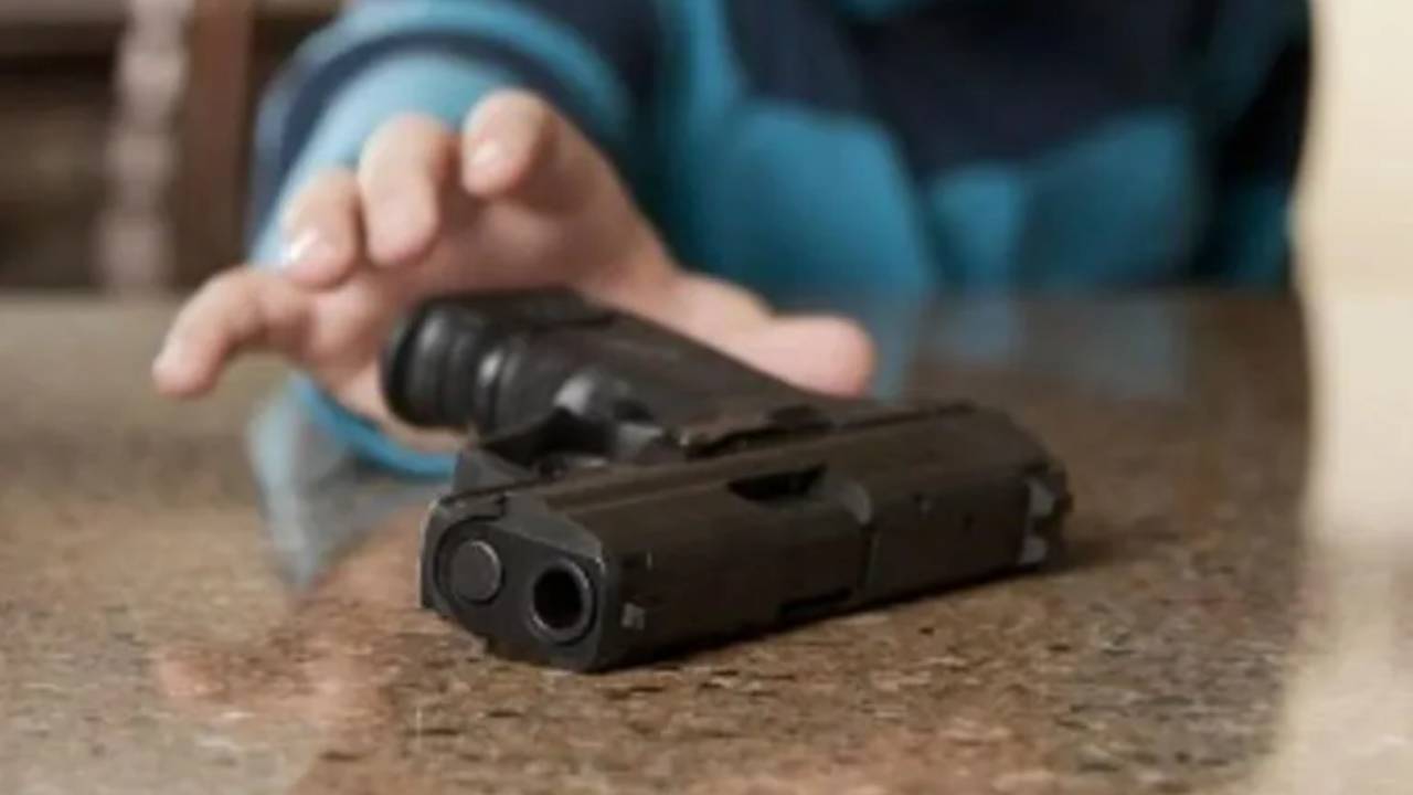 Incidente escolar en Cochabamba: Niño de 6 años apuntaba con un arma a sus compañeros