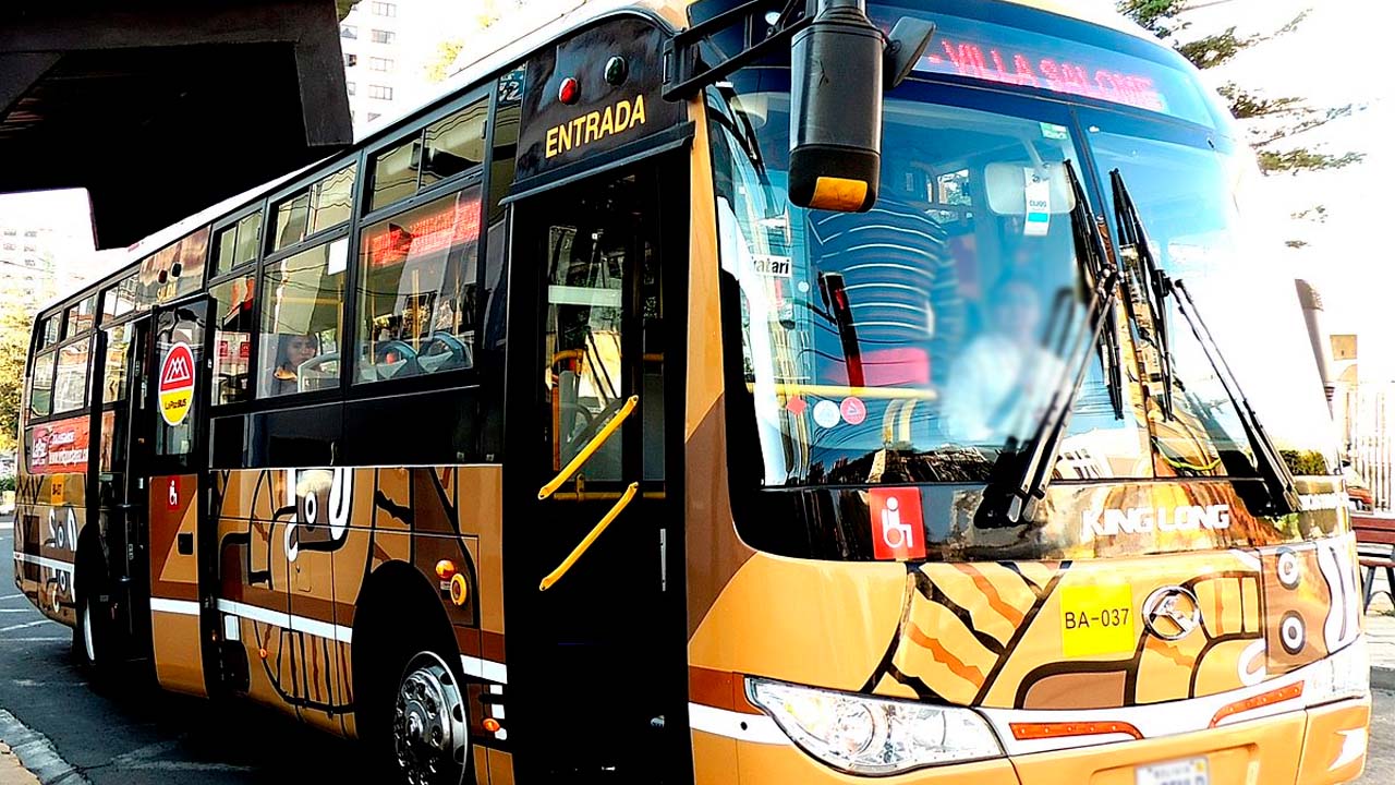 La Paz Bus cumple 10 Años de servicio: Un decenio de eficiencia y compromiso ciudadano