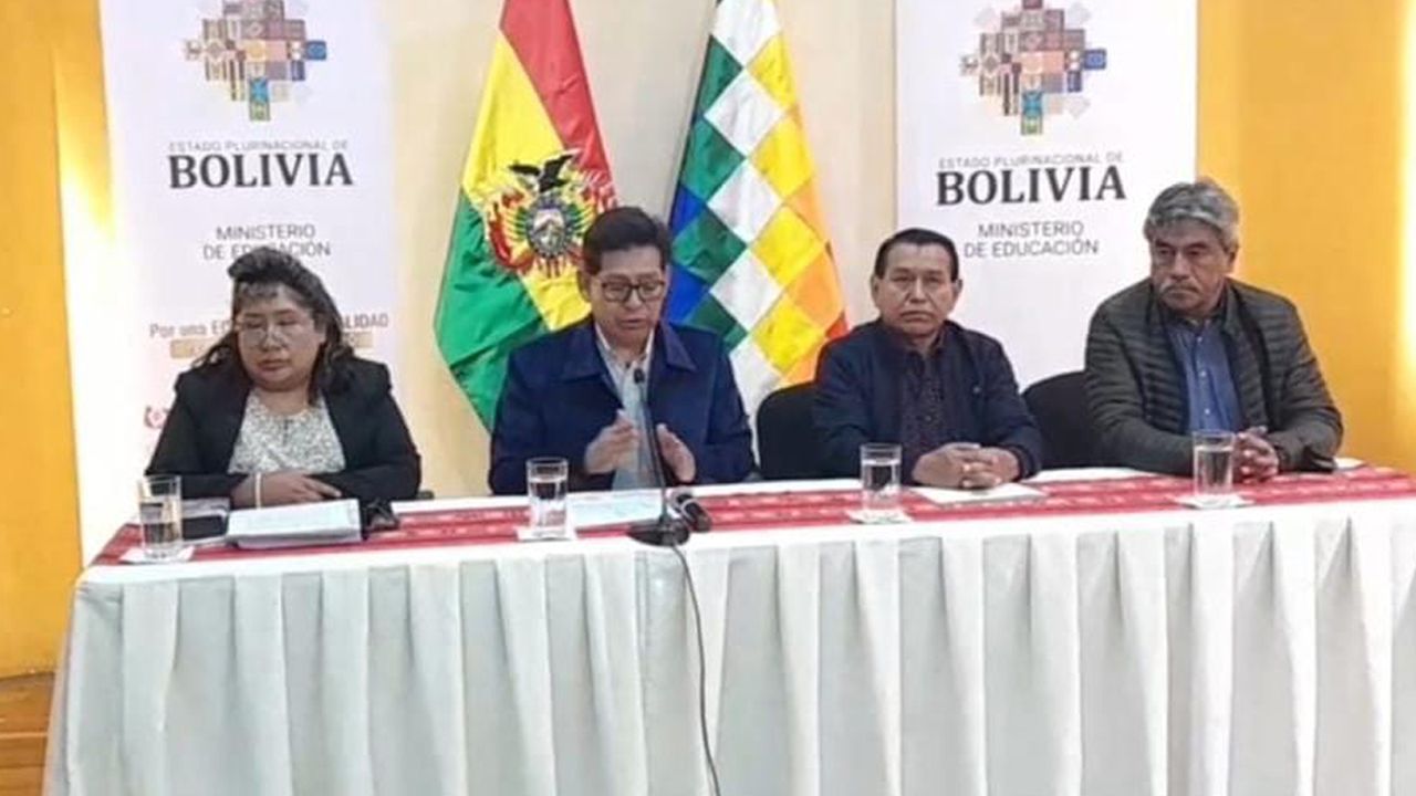 Ministerio de educación indica horario de invierno a partir del martes 2 de mayo
