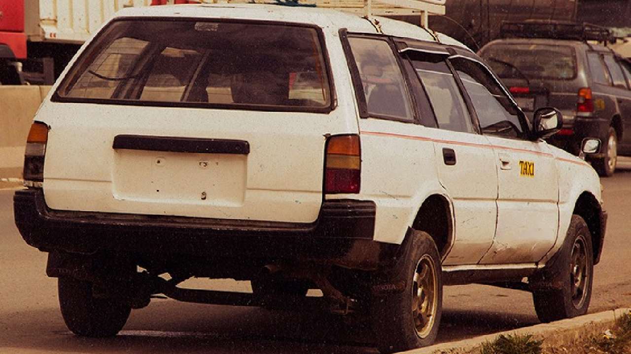 Investigan a falso policía que habría extorsionado a un taxista en Quillacollo
