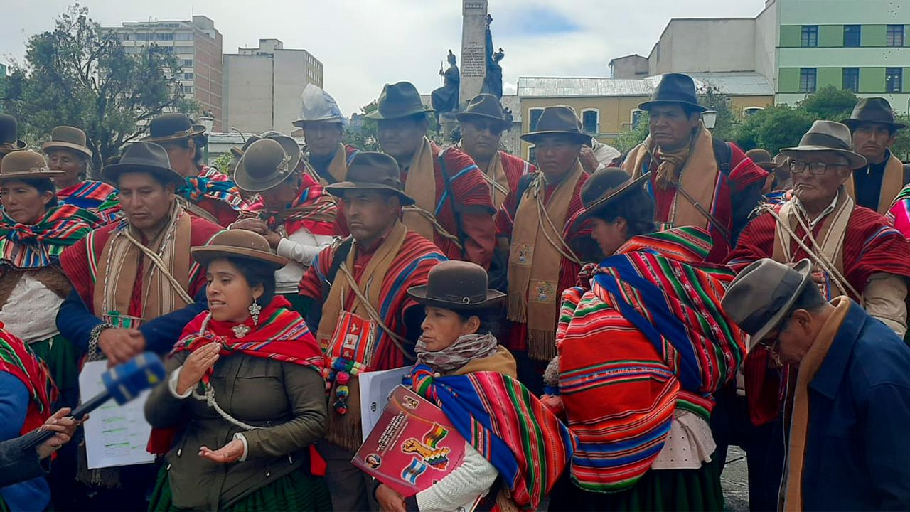 Comunarios de Sica Sica exigen liberación del Alcalde inculpado por presunto desfalco