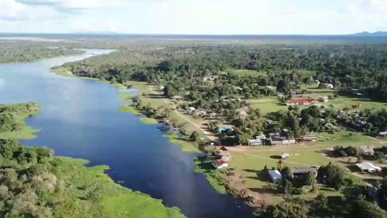  Piso Firme confirma su pertenencia a Santa Cruz hace 34 años