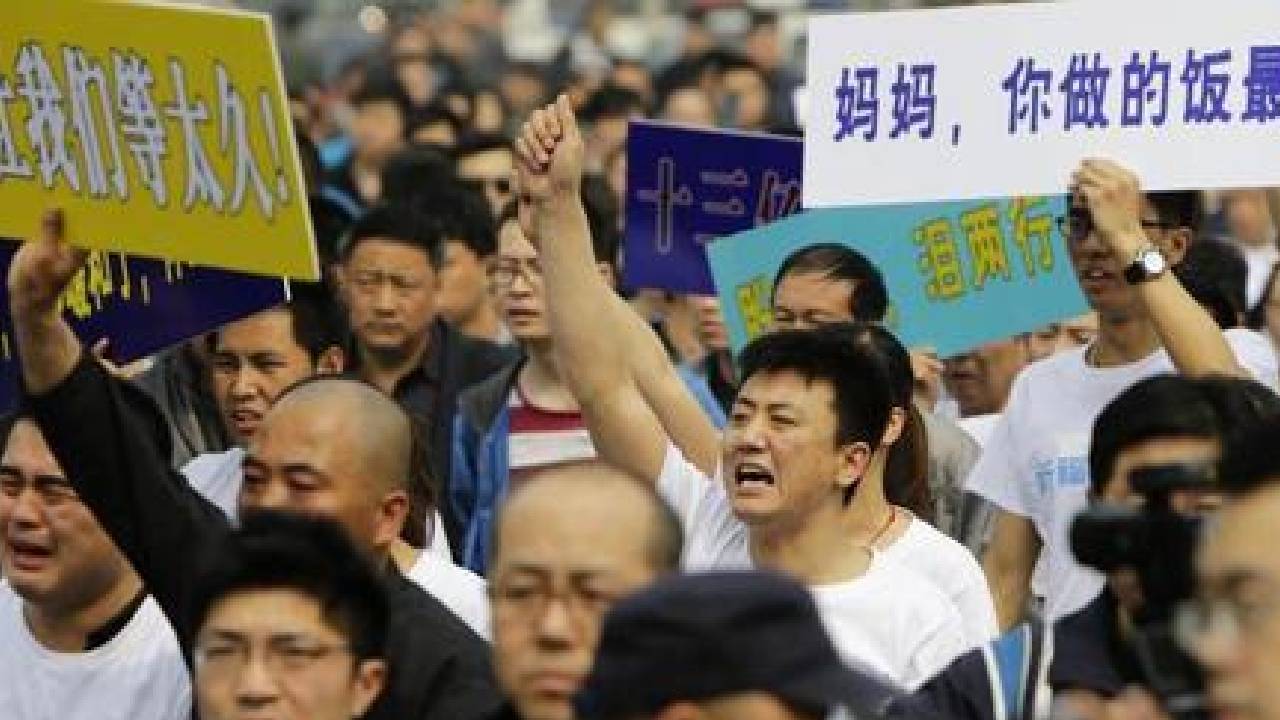 Familias Siguen en la Búsqueda de Víctimas del Vuelo MH370 Tras 10 Años de Incertidumbre