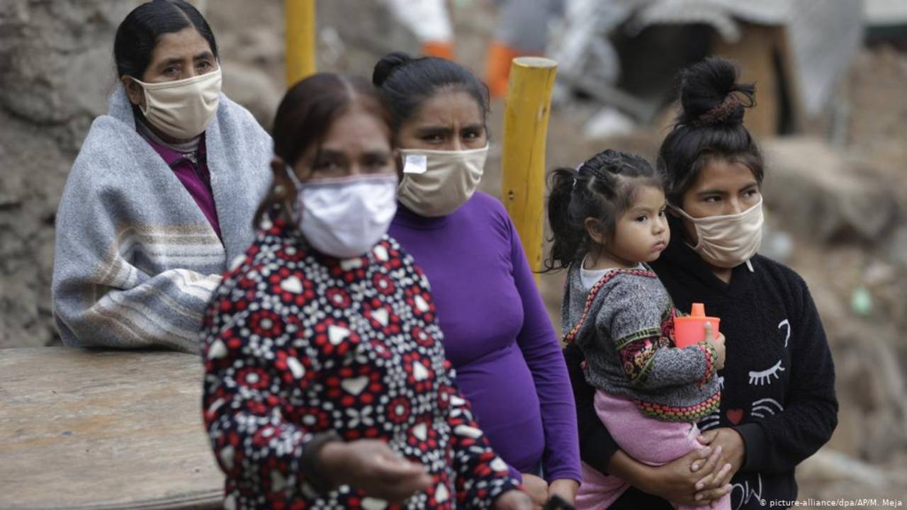 ONU Mujeres llama a la inversión en mujeres para combatir la pobreza extrema en el Día Internacional de la Mujer