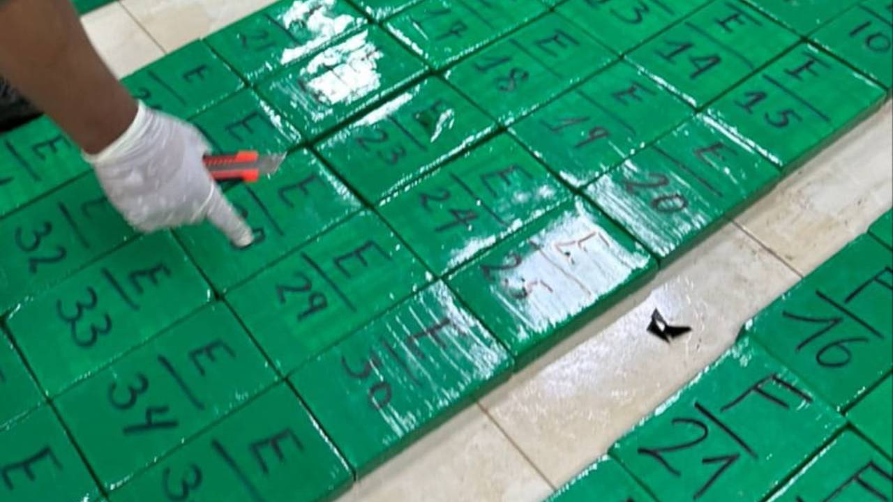 Fiscalía de Beni investiga el hallazgo de clorhidrato de cocaína en  la provincia Yacuma